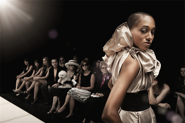 维多利亚老品牌vic(集团)官方网站