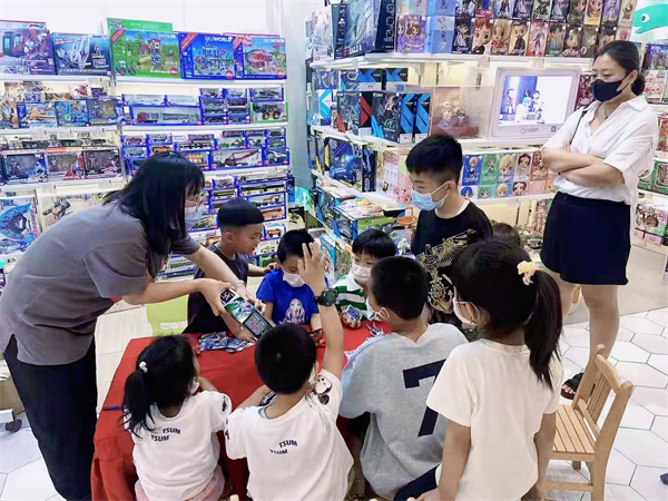 维多利亚老品牌vic(集团)官方网站