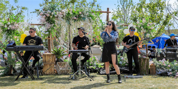 维多利亚老品牌vic(集团)官方网站