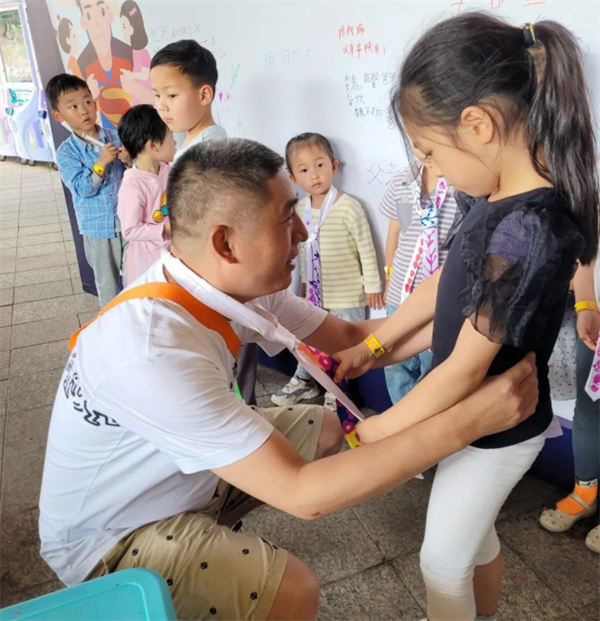 维多利亚老品牌vic(集团)官方网站