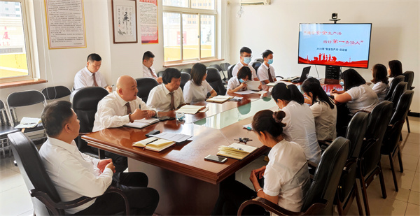 维多利亚老品牌vic(集团)官方网站