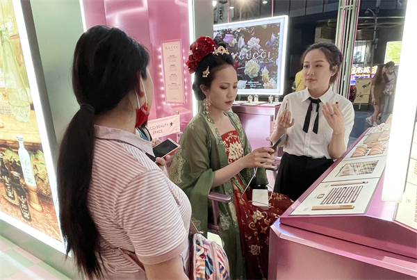 维多利亚老品牌vic(集团)官方网站