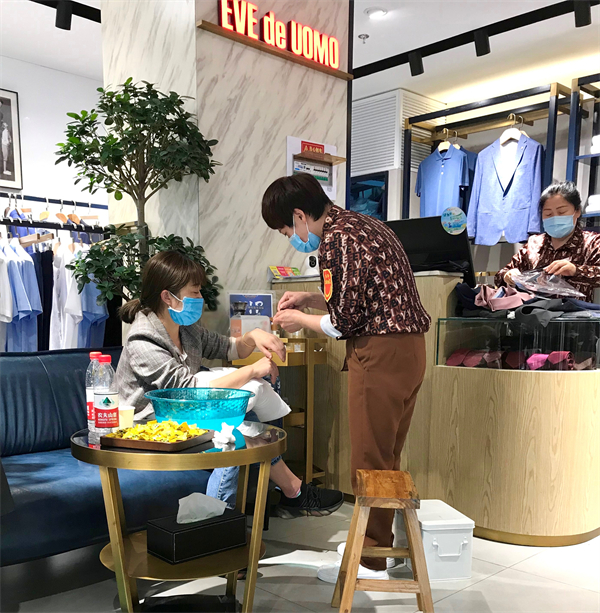 维多利亚老品牌vic(集团)官方网站