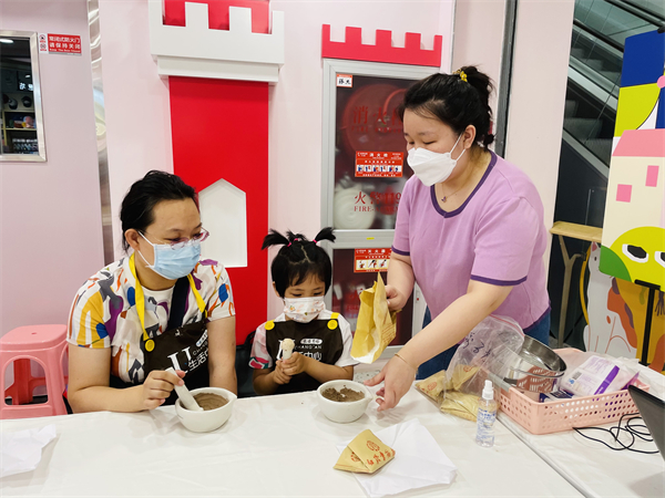 维多利亚老品牌vic(集团)官方网站