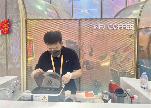 维多利亚老品牌vic(集团)官方网站