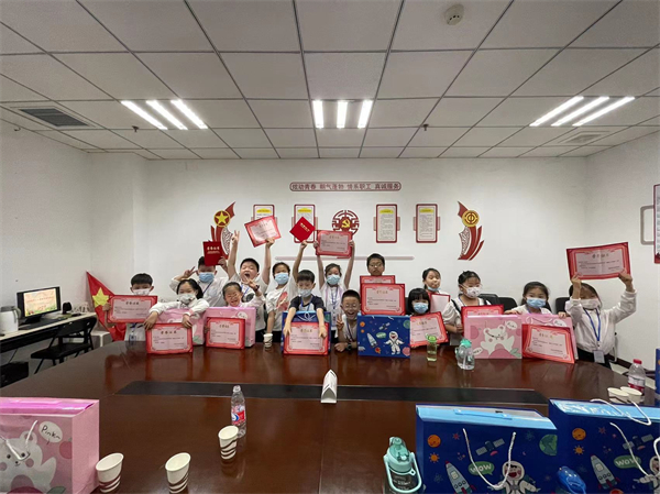 维多利亚老品牌vic(集团)官方网站