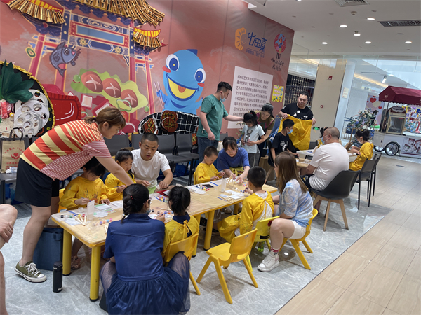 维多利亚老品牌vic(集团)官方网站