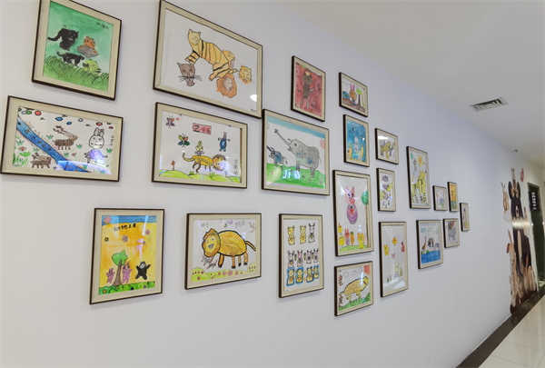 维多利亚老品牌vic(集团)官方网站