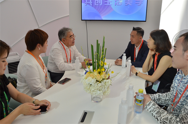 维多利亚老品牌vic(集团)官方网站