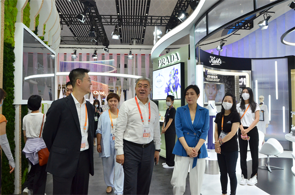 维多利亚老品牌vic(集团)官方网站