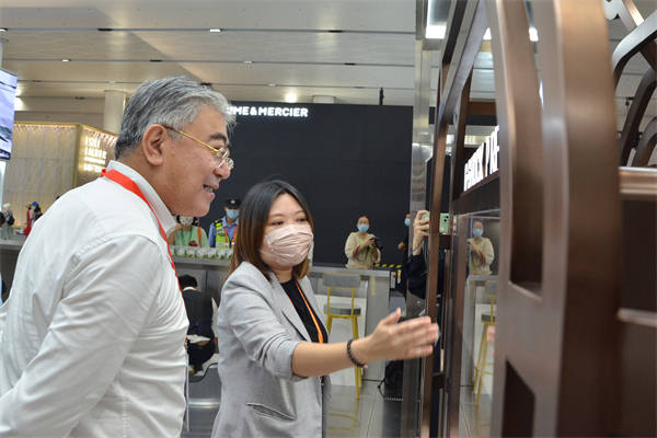 维多利亚老品牌vic(集团)官方网站