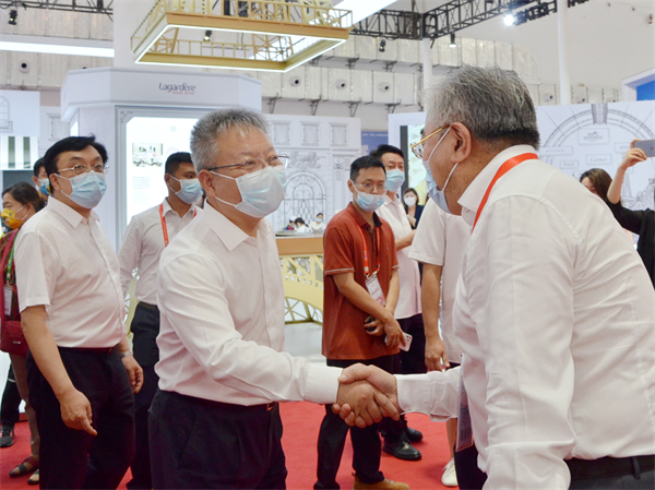 维多利亚老品牌vic(集团)官方网站