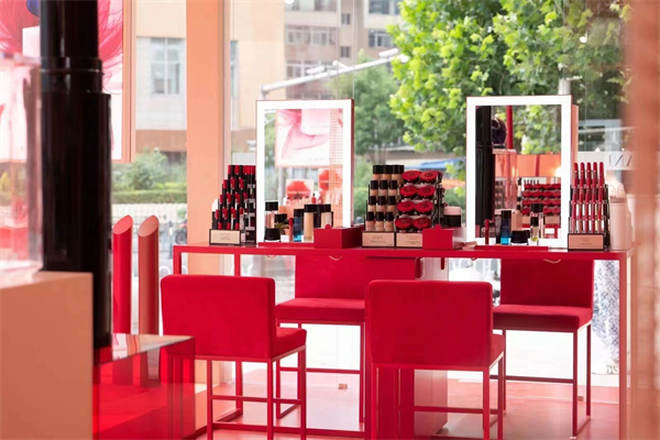 维多利亚老品牌vic(集团)官方网站