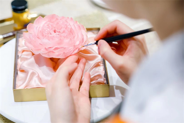 维多利亚老品牌vic(集团)官方网站