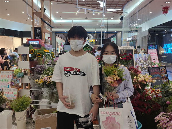 维多利亚老品牌vic(集团)官方网站