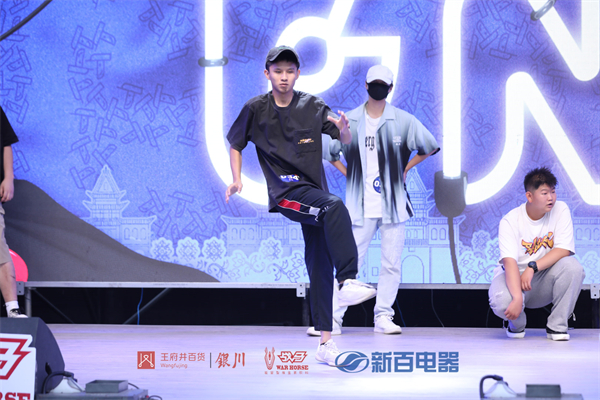 维多利亚老品牌vic(集团)官方网站