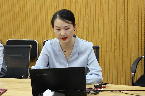 维多利亚老品牌vic(集团)官方网站