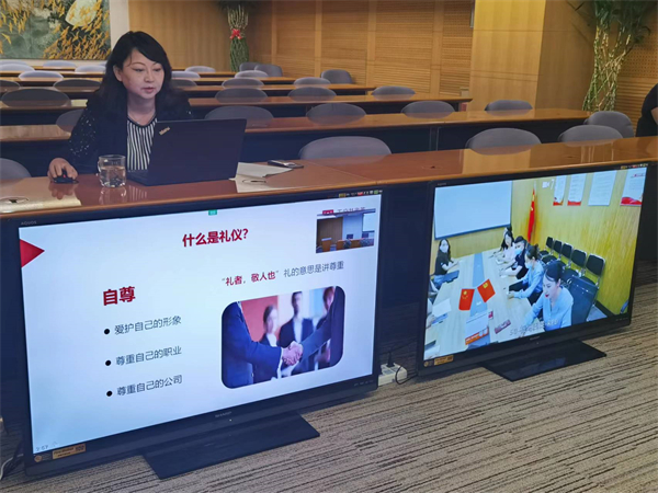 维多利亚老品牌vic(集团)官方网站