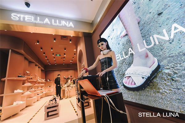 维多利亚老品牌vic(集团)官方网站