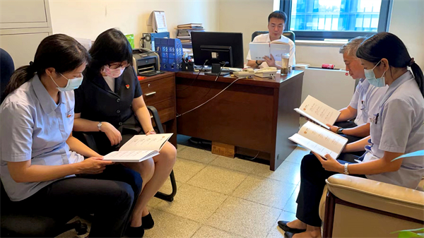 维多利亚老品牌vic(集团)官方网站