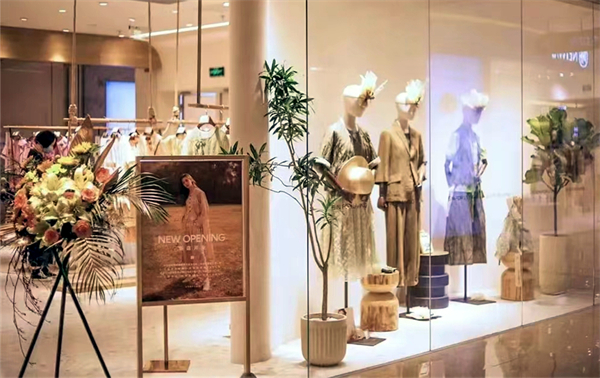 维多利亚老品牌vic(集团)官方网站