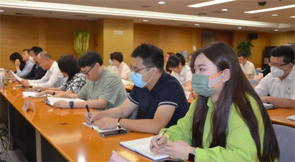 维多利亚老品牌vic(集团)官方网站