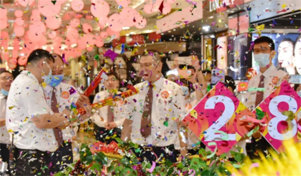 维多利亚老品牌vic(集团)官方网站