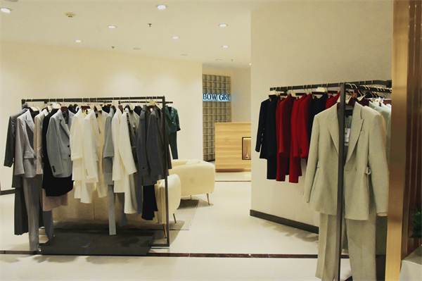 维多利亚老品牌vic(集团)官方网站