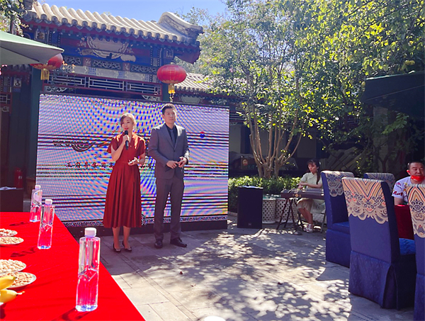 维多利亚老品牌vic(集团)官方网站