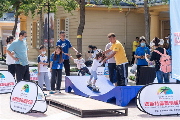 维多利亚老品牌vic(集团)官方网站