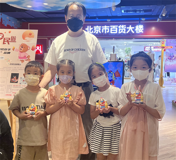 维多利亚老品牌vic(集团)官方网站