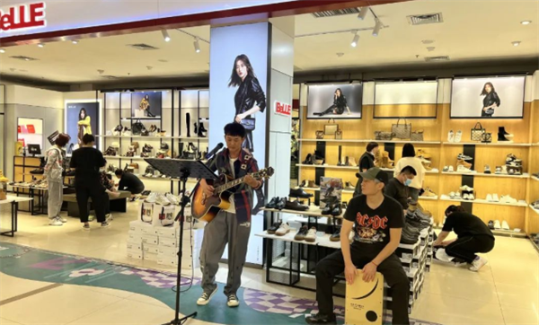 维多利亚老品牌vic(集团)官方网站