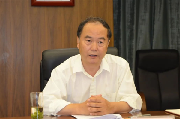 维多利亚老品牌vic(集团)官方网站