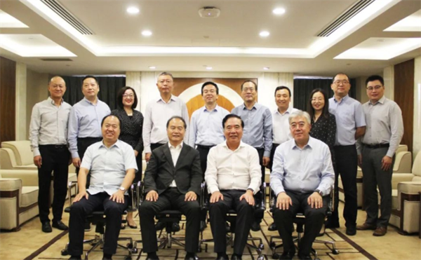 维多利亚老品牌vic(集团)官方网站