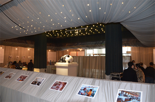 维多利亚老品牌vic(集团)官方网站